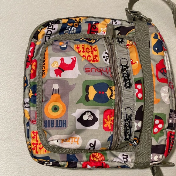 Lesportsac Bags Lesportsac Crossbody Bag Poshmark